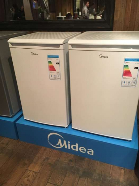 Midea: холодильники Side-by-Side, Multi-Door, с нижней морозилкой, морозильные лари, стиральные машины полноразмерные и узкие.